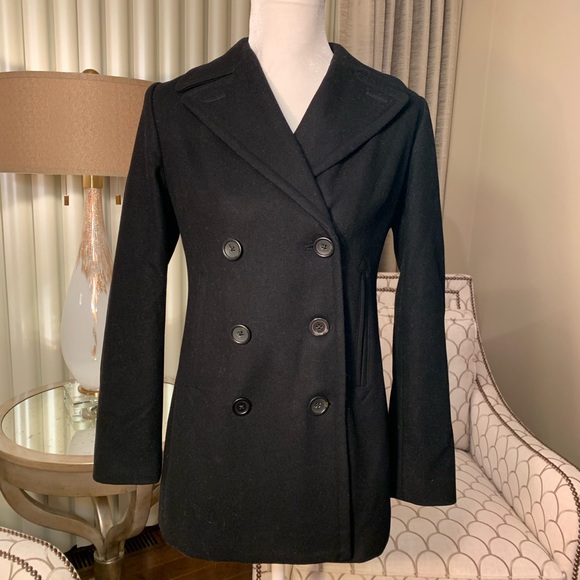 Banana Republic Jackets & Blazers - Banana Republic Double Breasted Wool Blend Peacoat
